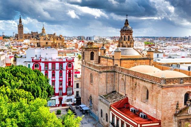 Plaza del Salvador, Sevilla, Andalucía, España © cge2010 / Shutterstock