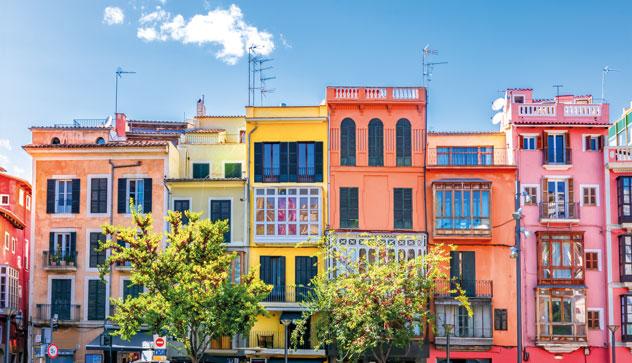 Coloridas casas del centro de Palma. Mistervlad/Shutterstock ©