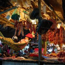 Mercado en Siem Reap, Camboya