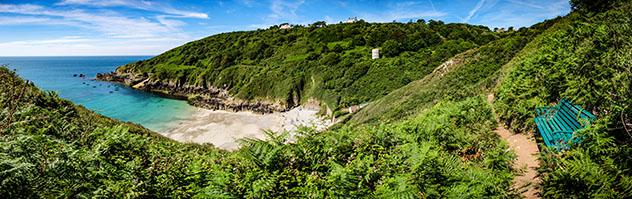 Vistas de Guernsey, isla del Canal de la Mancha, Inglaterra y Francia © Emel Malms / Shutterstock