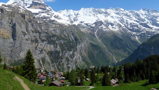 Mürren © Doug Knuth - www.flickr.com/photos/dknuth/9466772014