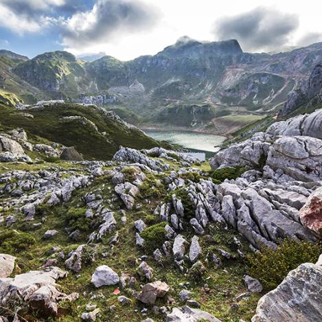 Lago de la Cueva, Parque Natural de Somiedo, Asturias, España