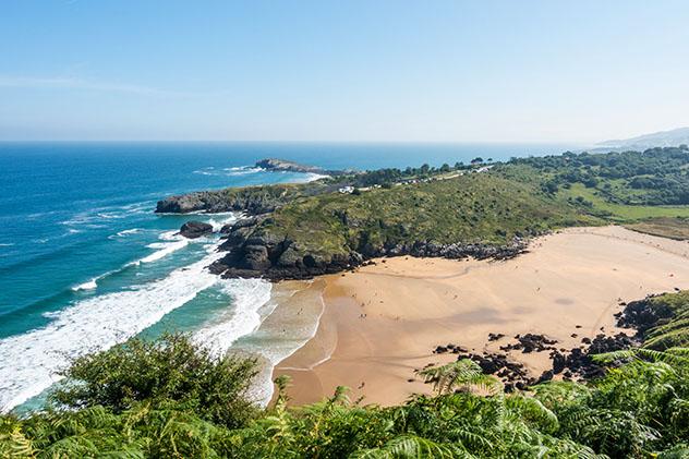 Playa de Sonabia, Cantabria, España