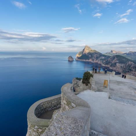 Recorrer el cabo de Formentor, Mallorca, Baleares, España
