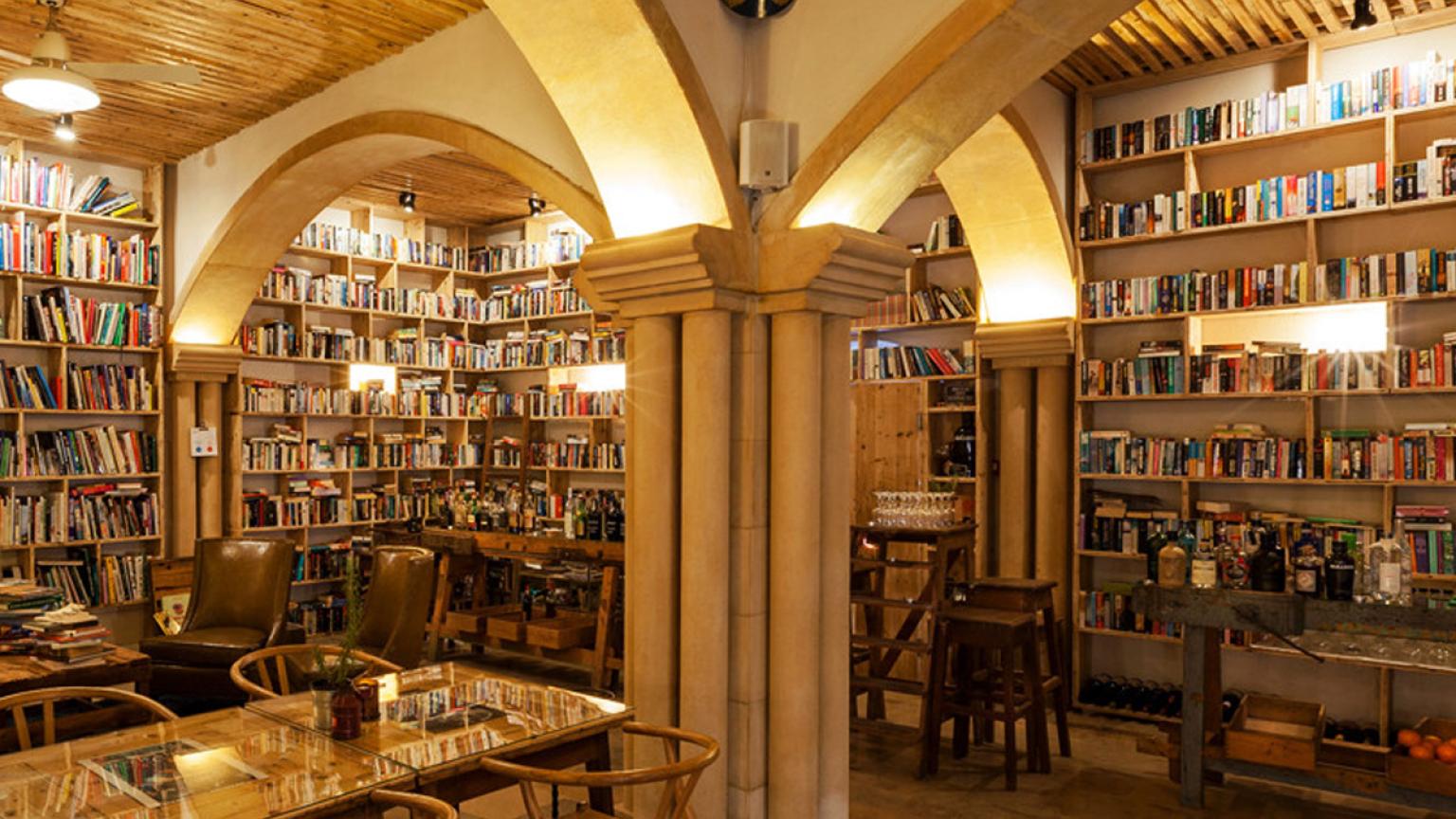 The Literary Man, Óbidos, Portugal