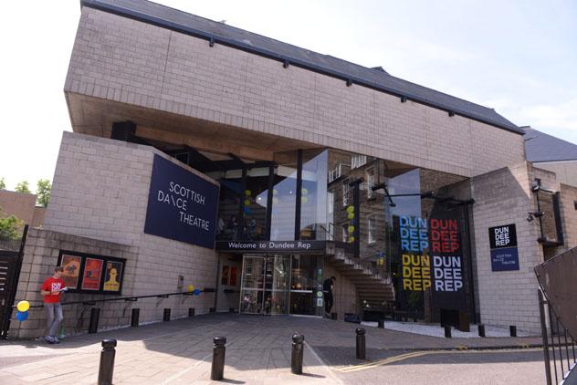 Dundee Rep, el único teatro de repertorio de Escocia que ha sido un enclave cultural desde los años setenta, Dundee, Escocia © www.dundeerep.co.uk