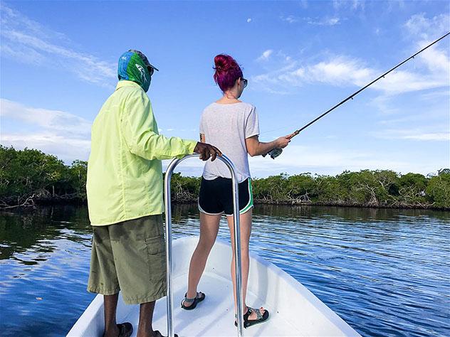 Belice y la cultura local: pesca con guía local