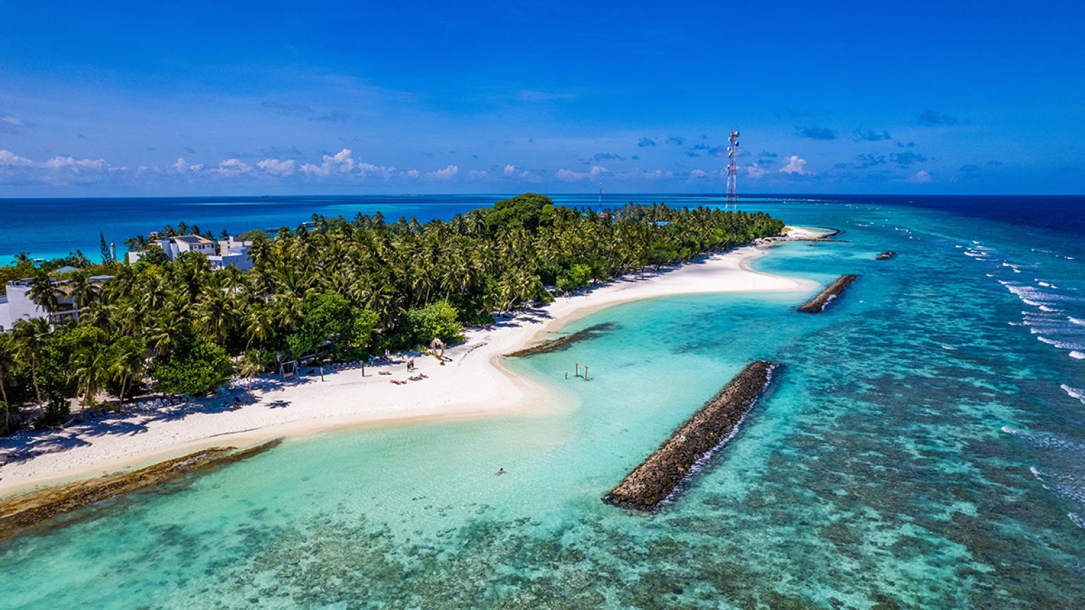 Vista de la isla Fulidhoo en Maldivas.