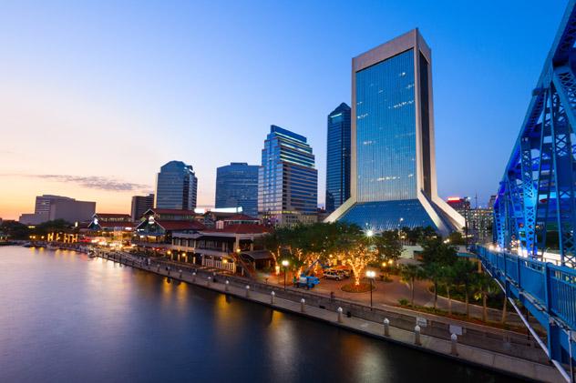 Jacksonville, en la costa atlántica de Florida, es un oasis para los fans de la playa con presupuesto ajustado, EE UU © Arpad Benedek / Getty Images