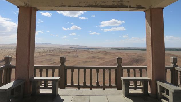 Desierto de Gobi desde Dundun Hill en Sun Pass, Gansu, China © Megan Eaves / Lonely Planet