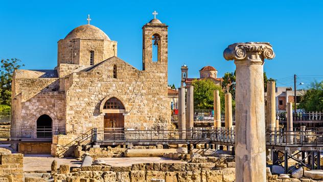 Chipre, Pafos, basílica Hrysopolitissa © Leonid Andronov / Shutterstock