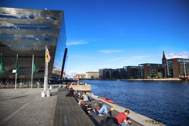 Det Kongelige Bibliotek, Copenhague, Dinamarca © Vladimir Mucibabic / Shutterstock