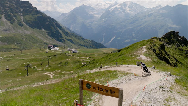 Ciclismo por la región de Valais.