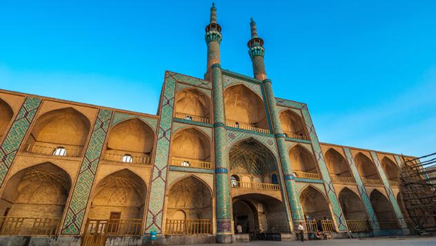 Complejo Amir Chakhmaq, Yazd, Irán © javarman_Shutterstock Complejo Amir Chakhmaq, Yazd, Irán © javarman / Shutterstock