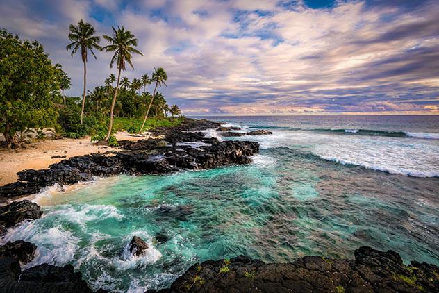 En los Mares del Sur, un libro para viajar al paraíso del Pacífico