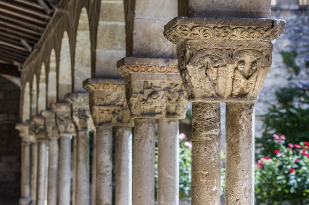 Capiteles del claustro de San Pedro de la Rúa, Estella, Navarra © www.estellaturismo.com