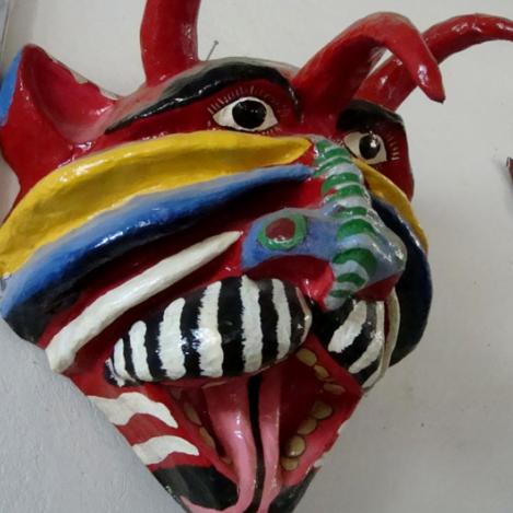 Artesanía de Jacmel, máscaras de papel 'maché', Haití