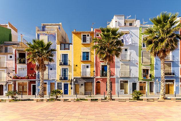 Vacaciones de proximidad: viajar a Villajoyosa, Alicante, España