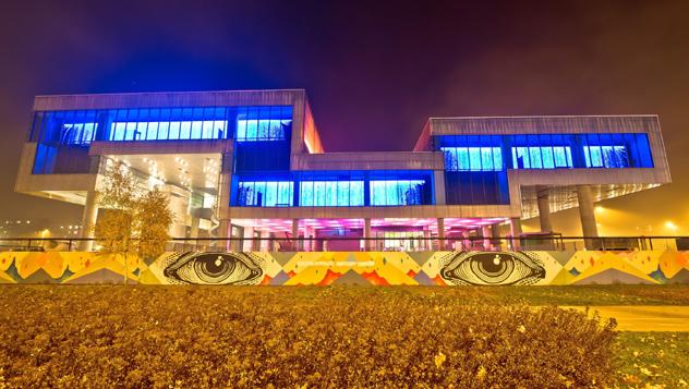 Museo de Arte Contemporáneo, Zagreb, Croacia © xbrchx / Getty Images