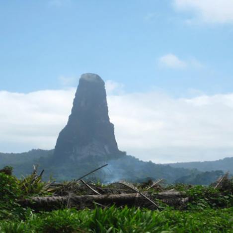 Pico de São Tomé, Santo Tomé y Príncipe
