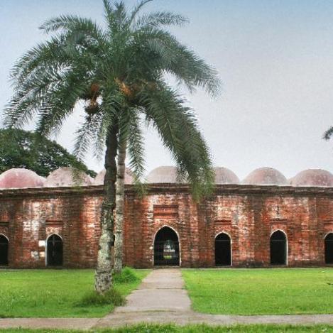Mezquita de los Sesenta Pilares, Bagerhat, Bangladés.