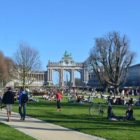 Parc du Cinquantenaire y barrio de la UE, Bruselas, Bélgica
