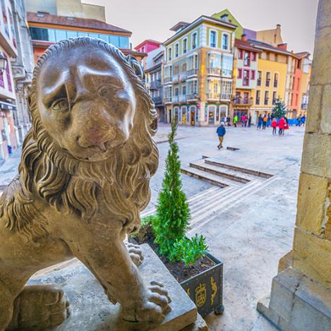 Plaza de la Constitución, Oviedo, Asturias