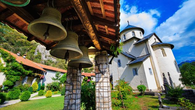 Monasterio de Morača, norte de Montenegro © Goncharovaia / Shutterstock