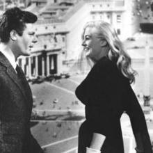 Marcello Mastroianni y Anita Ekberg en una escena de 'La Dolce Vita'