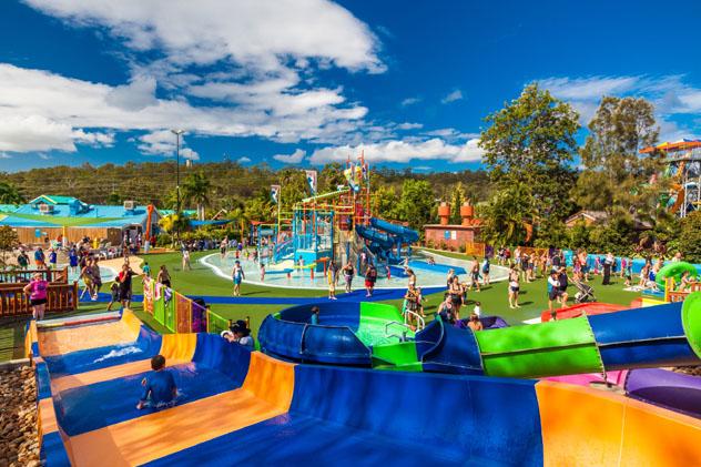 Parque acuático de atracciones, Gold Coast, Australia © Martin Valigursky / Shutterstock