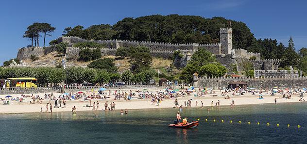 Castillo Monterreal, Baiona, paisaje de la ruta por la costa de Galicia