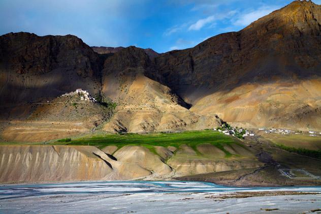 El escarpado Spiti ofrece paisajes de otro mundo, India © ImagesofIndia / Shutterstock