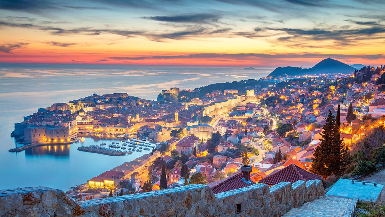 Puesta de sol en Dubrovnik, Croacia