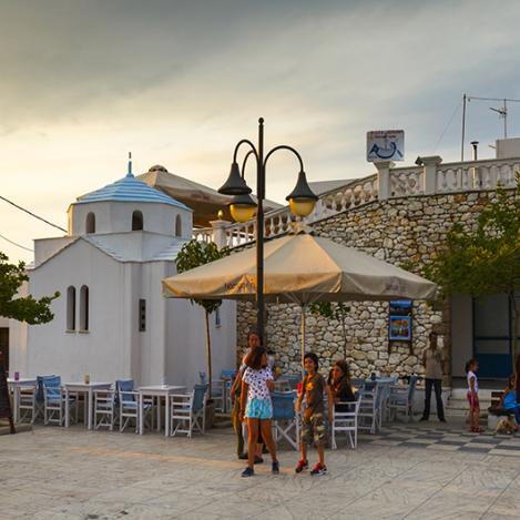 Esciros, Grecia