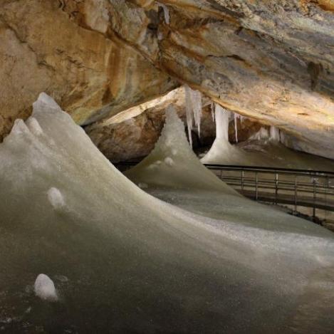 Cueva de hielo, Parque Nacional Slovenský Raj, Eslovaquia