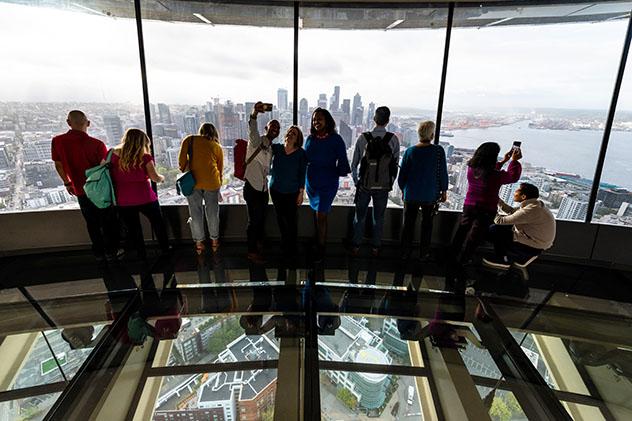 Seattle y sus proyectos urbanísticos: The Loupe en la Space Needle