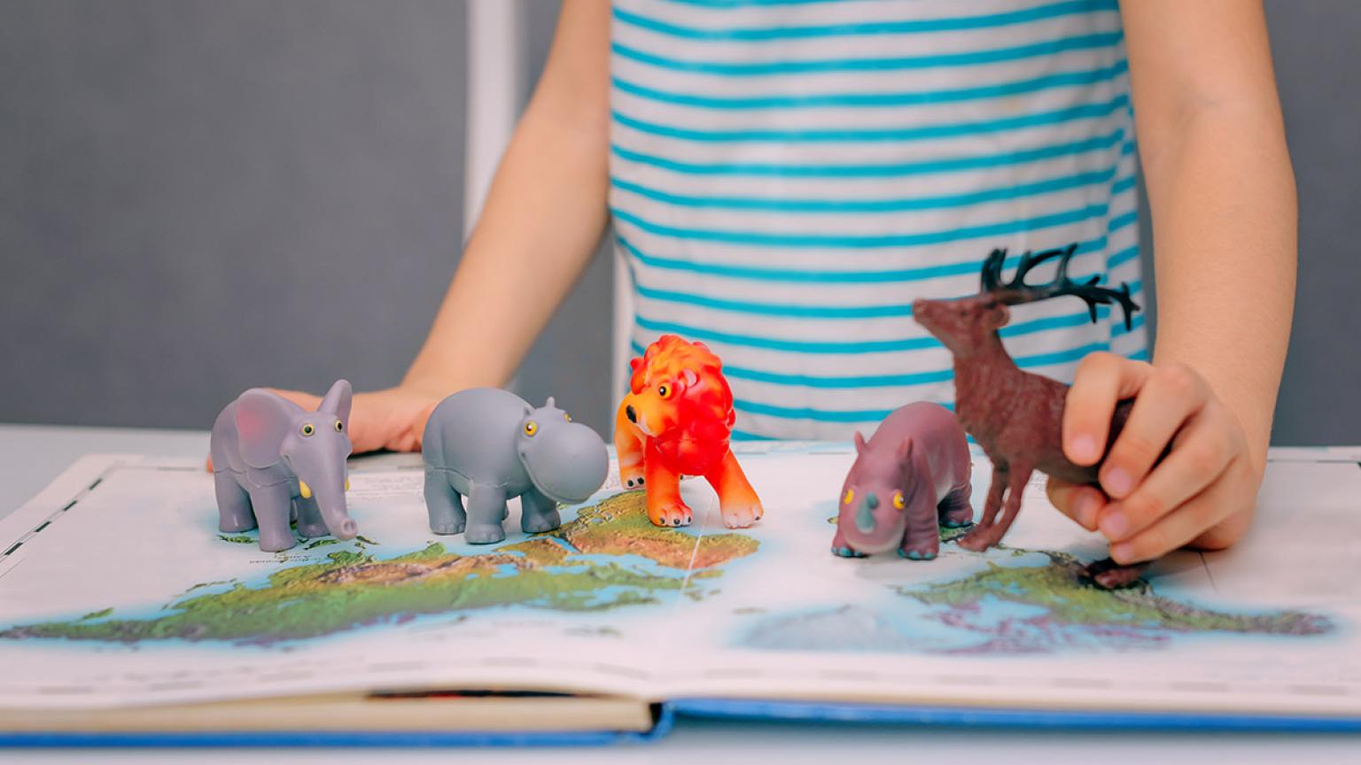 Viajar con los niños sin salir de casa
