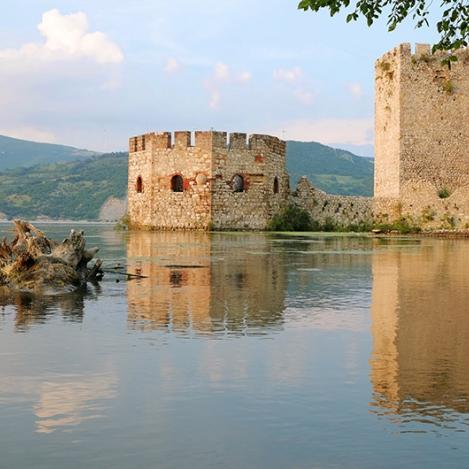 Fortaleza medieval de Golubac, Parque Nacional de Đerdap, Serbia