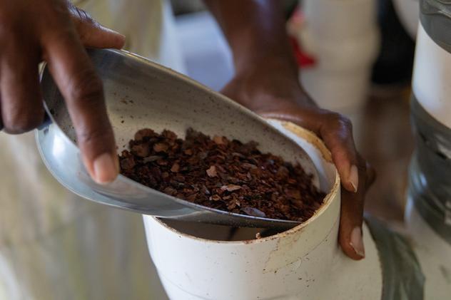 Pointe Baptiste Estate Chocolate Factory. ©Michael Lees/Lonely Planet