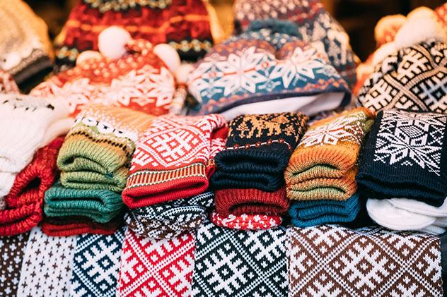 Las famosas prendas de punto de las Shetland son un gran recuerdo, Escocia © Grisha Bruev / Shutterstock