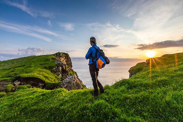 Turismo sostenible: comunidad. La guía local Oda Wilhelmsdóttir Andreasen, islas Feroe, Dinamarca