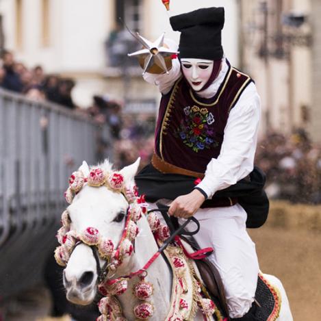 Sa Sartiglia, Carnaval de Oristano, Cerdeña, Italia