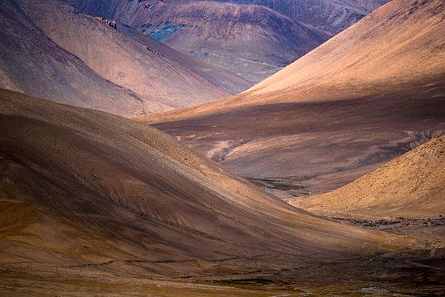 Noticias de Tartaria, un libro para atravesar tierras desconocidas