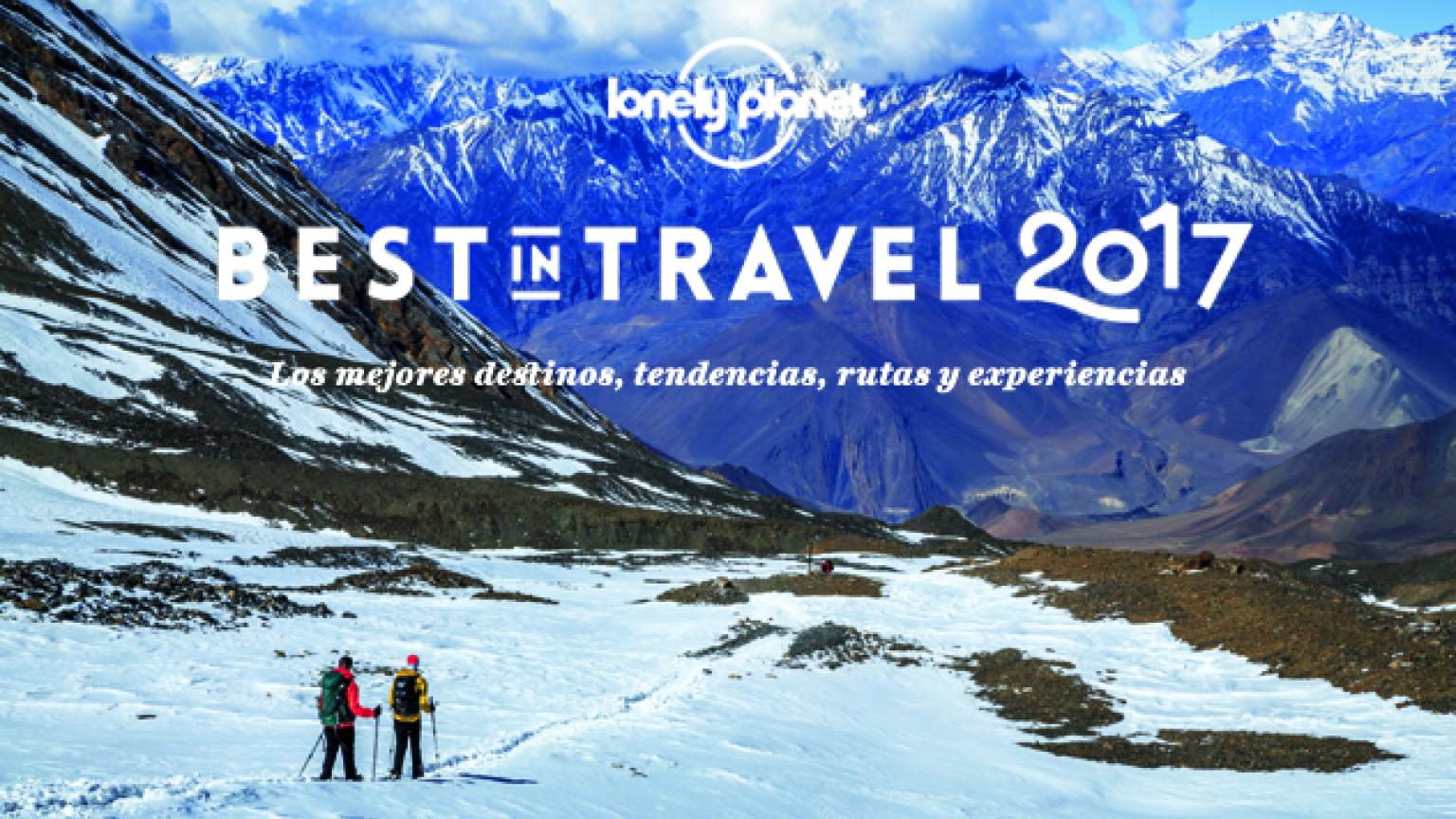 Nepal: montañeros descendiendo desde el nepalí Thorung La, el pase de montaña más alto del mundo, Nepal
