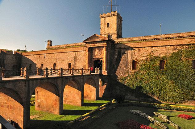 Ruta para correr en Barcelona, , el castillo de Montjuïc de Barcelona