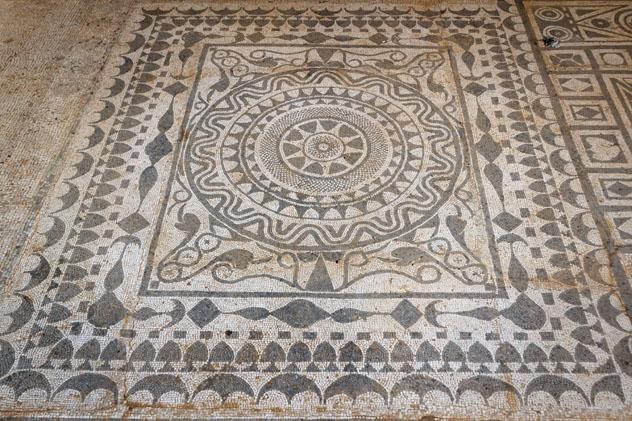 Mosaicos romanos, Risan, Montenegro © Lev Levin / Shutterstock