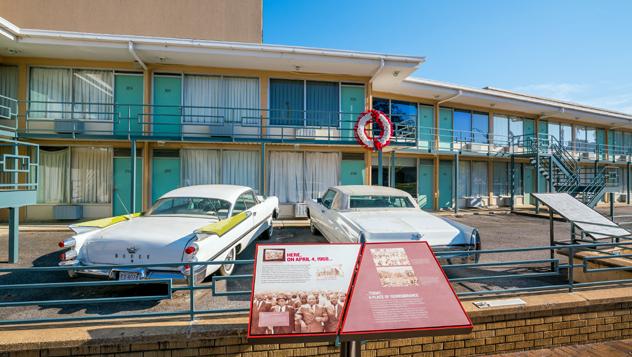 El National Civil Rights Museum, en Atlanta, está construido alrededor del antiguo Lorraine Motel, donde murió asesinado Martin Luther King Jr. © f11photo / Shutterstock