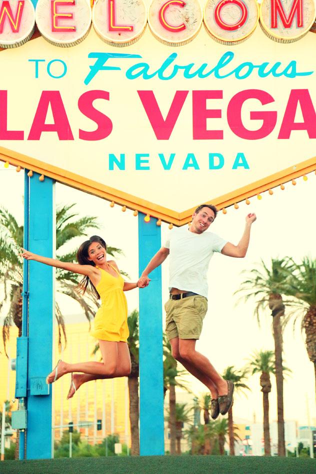 Enamorados en Strip, Las Vegas, EE UU © Maridav / Shutterstock