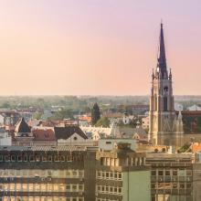 Novi Sad, campanario de la iglesia de Santa María, Serbia