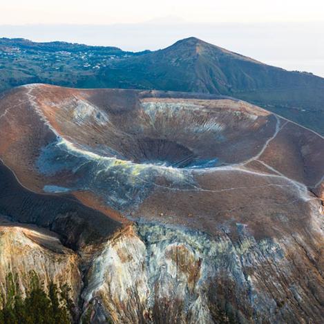 Gran cráter de la Fossa, Vulcano, Islas Eolias, Italia
